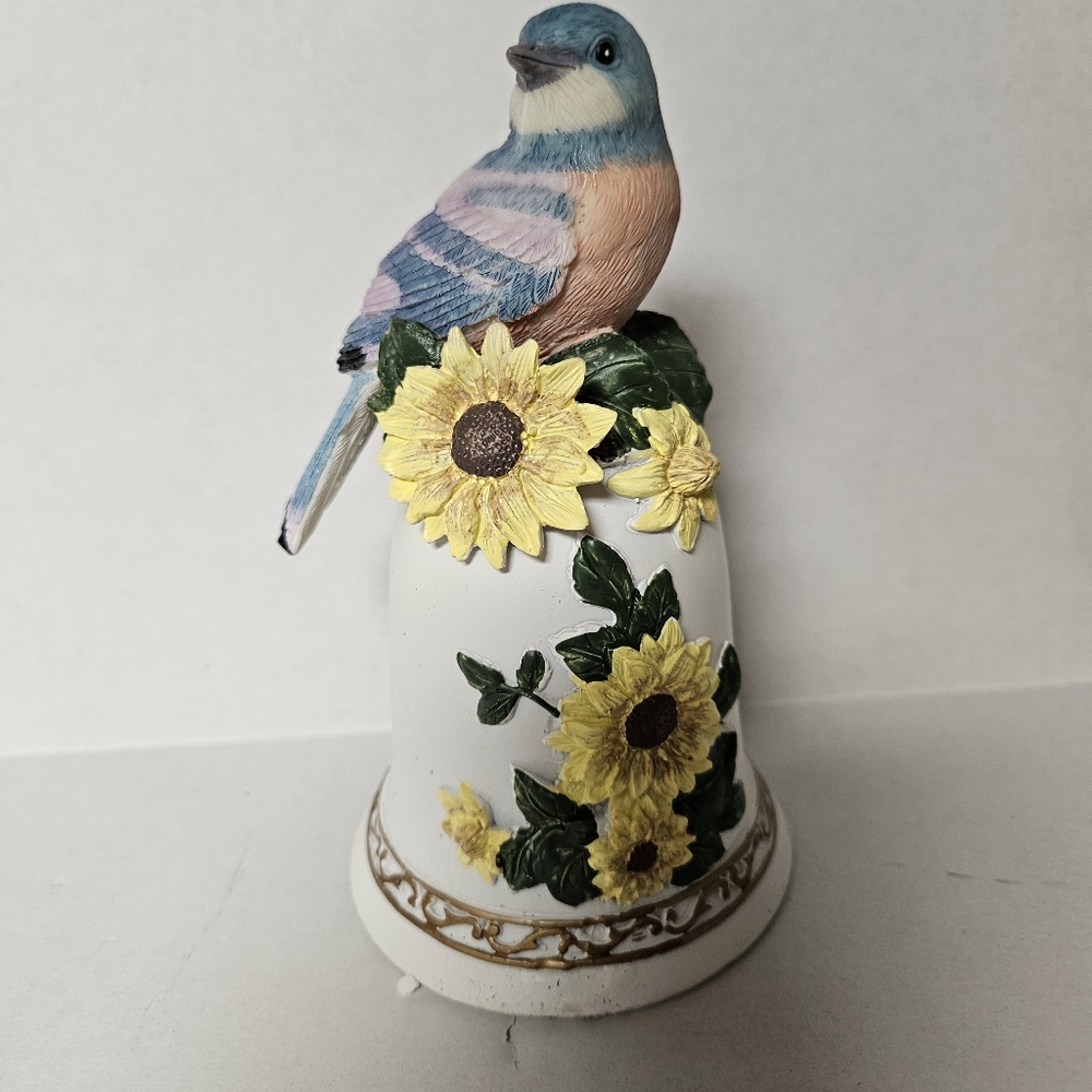 Hickory House Bell Plays You Are My Sunshine‎